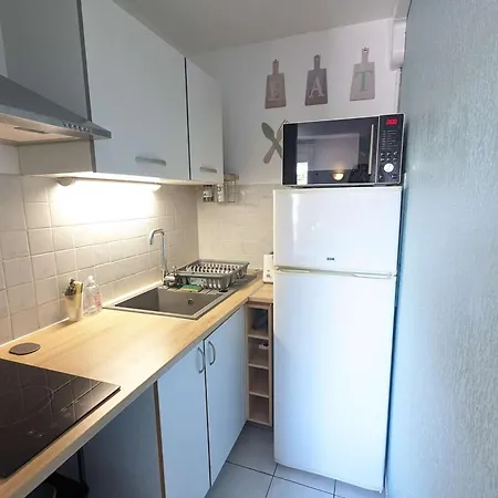 Renove A Avec Terrasse Ensoleillee - Fr-1-387-213 Marseillan (Herault)